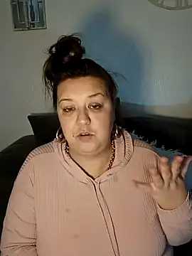 Webcam Model (Nova-WiseX)  is live.Free join now!