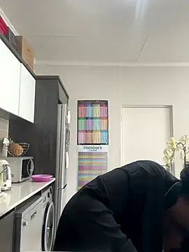 Bootyliciouse21X webcam