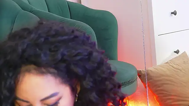 anissia_teaser webcam