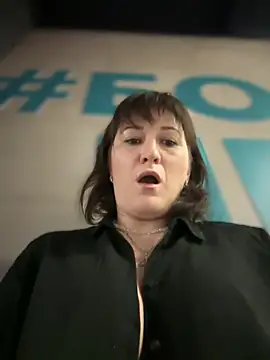 ZhenjaPoledance webcam