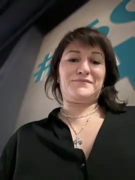 ZhenjaPoledance webcam