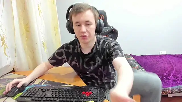 iliaskrislove webcam