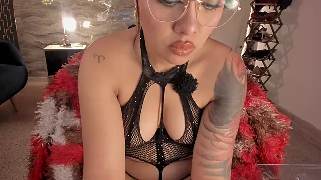 samara_smithh webcam