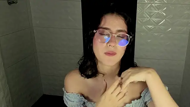 LiLLiAnderson webcam