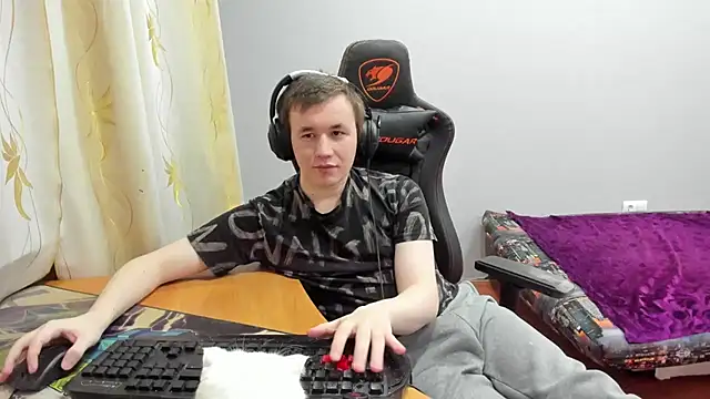 iliaskrislove webcam