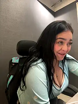 Emily_Rivers_ webcam