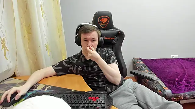 iliaskrislove webcam