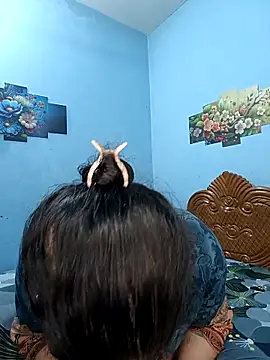 Webcam Model (Cute_Faria)  is live.Free join now!