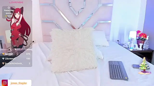 Thayler_jones webcam