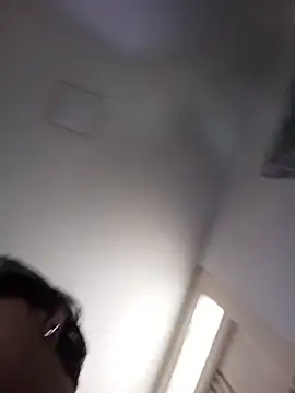 mathias_crimson webcam