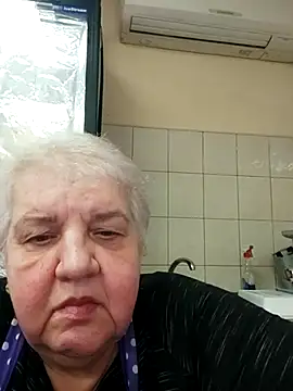 HapinessLovee webcam