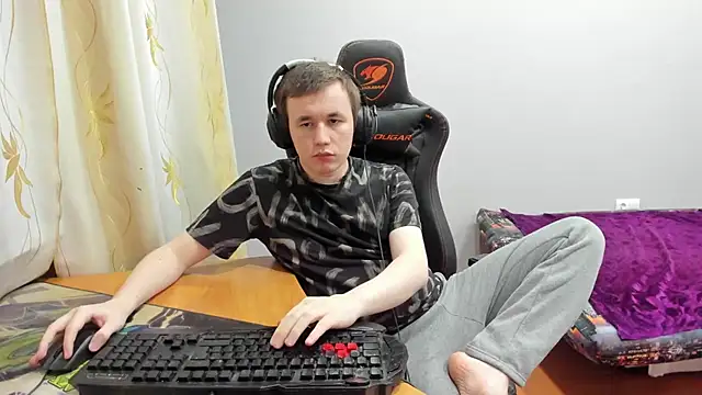 iliaskrislove webcam