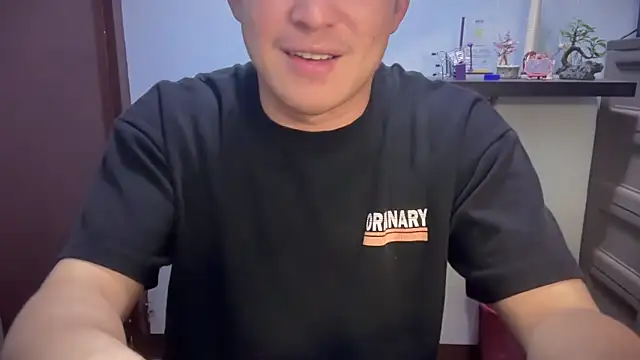 Kingdirtyfog webcam stripchat model stream image