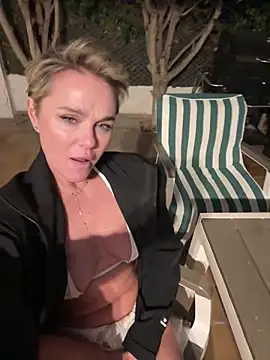 PleasureWeCouple webcam