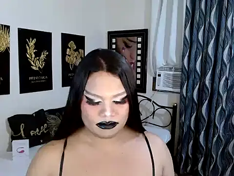 TSbrianaHugeCock webcam