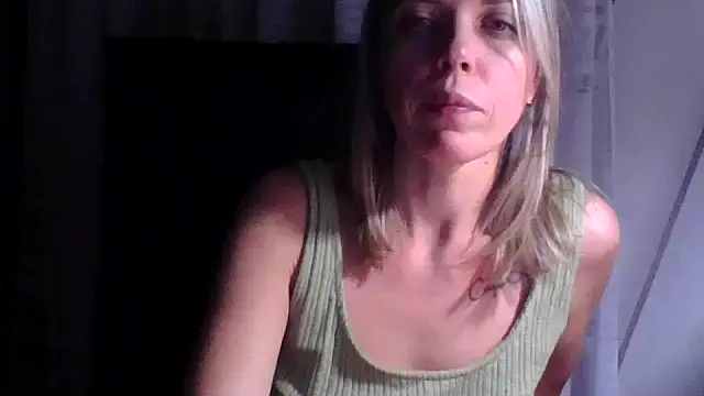 velvetlove287 - VelvetLove287's free webcam - UK Sex Cams