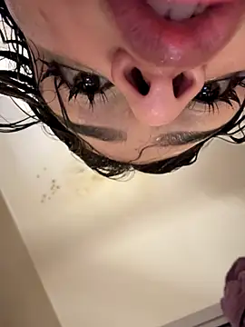 lucianaquen - LucianaQuen's free webcam - UK Sex Cams