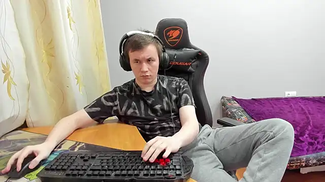 iliaskrislove webcam