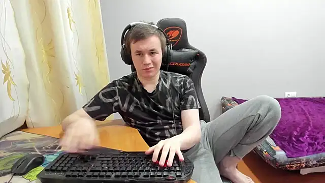 iliaskrislove webcam