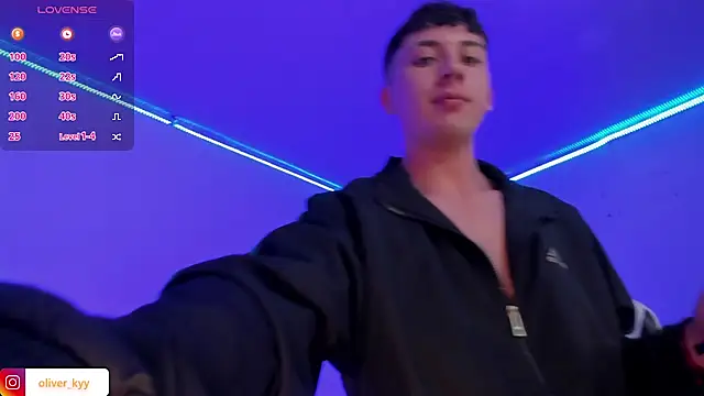 oliver_kyy webcam