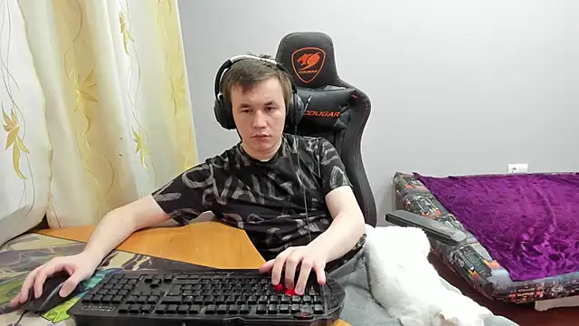 iliaskrislove webcam