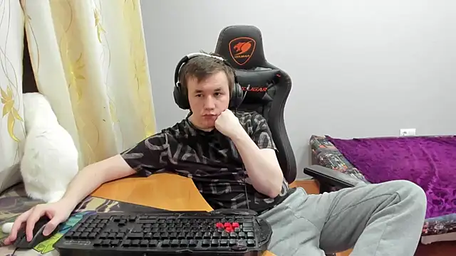 iliaskrislove webcam