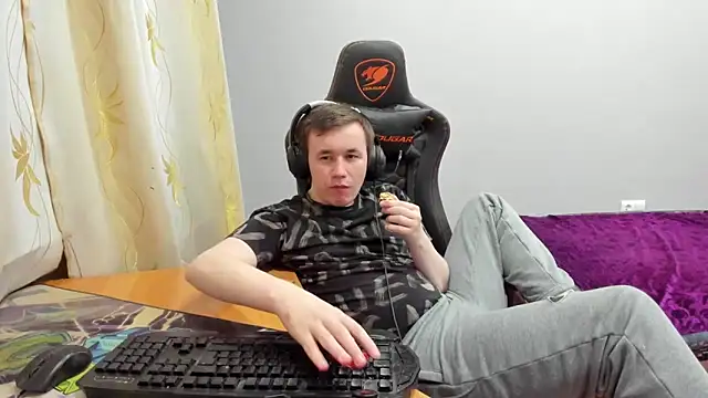 iliaskrislove webcam