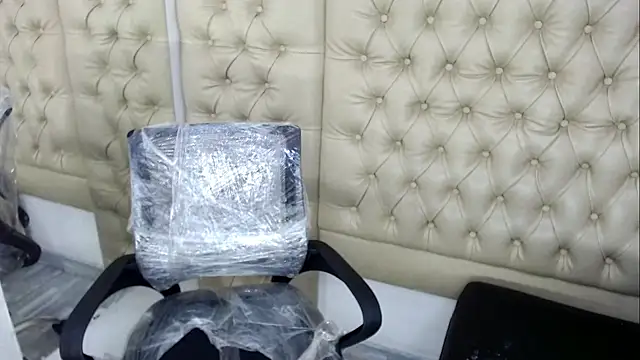 JessicaHott01 webcam