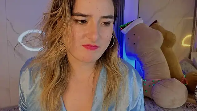 CandyQueenGold webcam