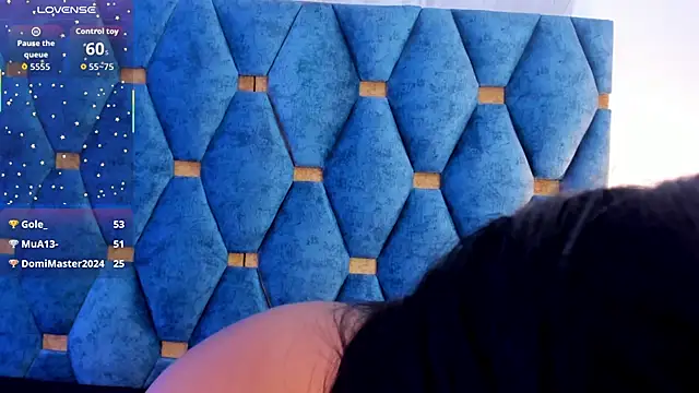 sasha_roldann webcam