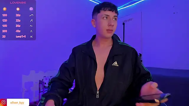 oliver_kyy webcam