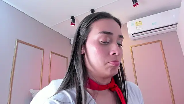 NahimiThompson webcam