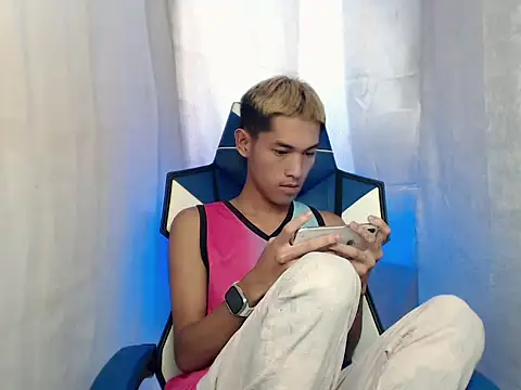 riks_tyler (Ask my age) - christmas cum together