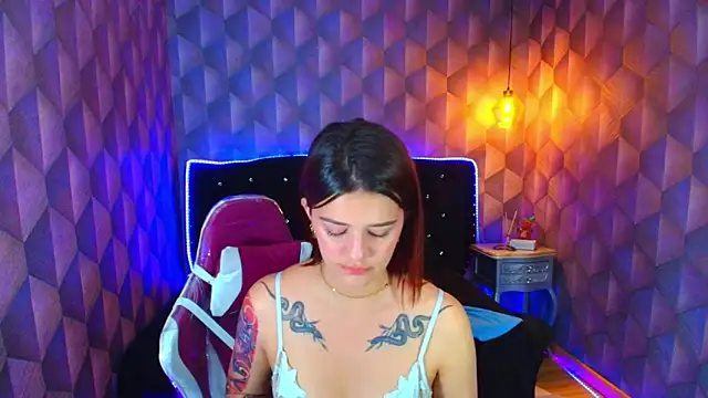 liaharryis - LiaHarryis's free webcam - UK Sex Cams