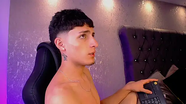 MateoMitchell webcam