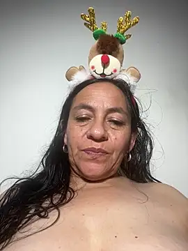 Webcam Model (Freya_Artemisa)  is live.Free join now!