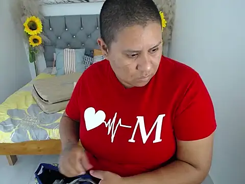 hotlesby_valery webcam