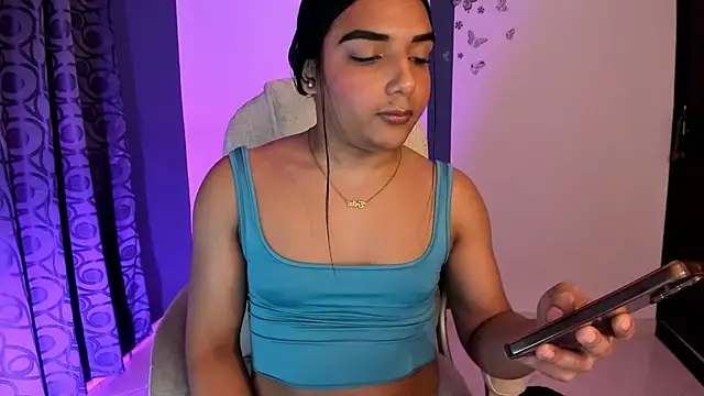 CandyLatinHott webcam