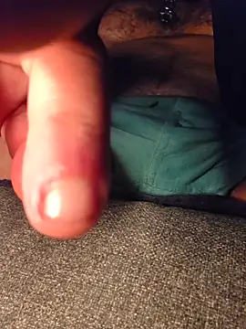 CloudyMuscleBeefy webcam