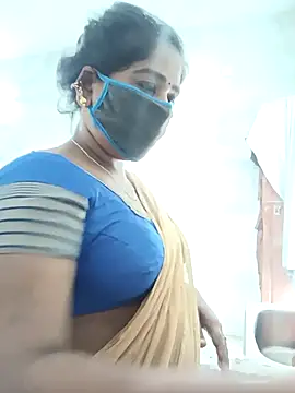 MaaliiiPonuTamil webcam