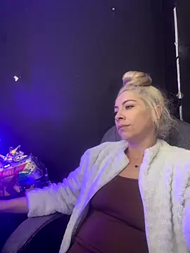 viktoria_davis_ webcam