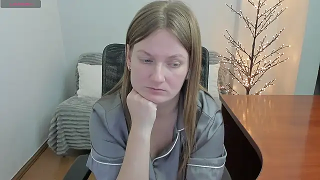 Alisha_Skyes webcam