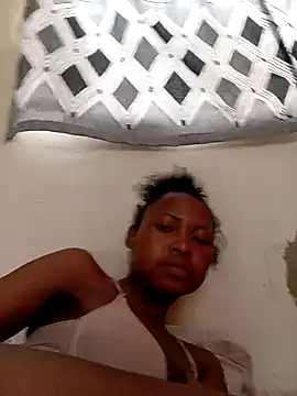 Sweethoneypot25 webcam