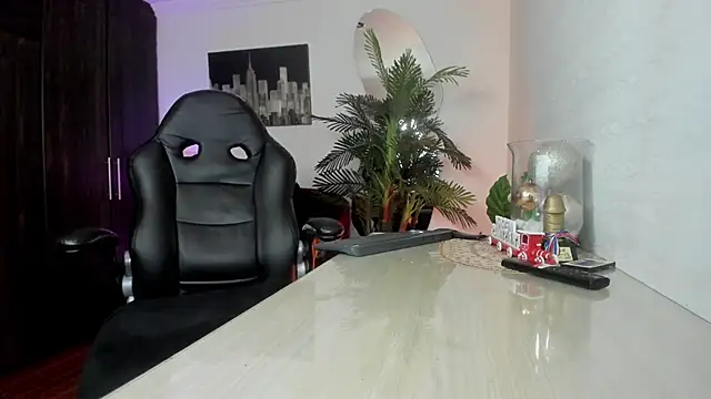 Amaia_Bushida webcam