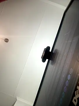 Bootyliciouse21X webcam