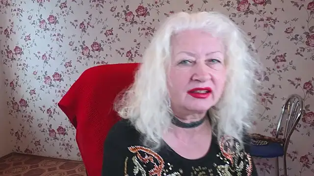 Maya_Mayflower webcam