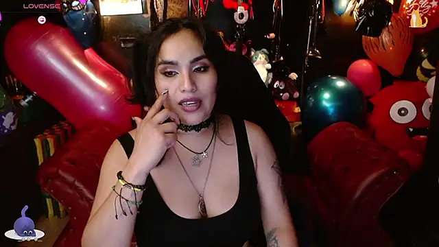 kureiji_hentaii webcam