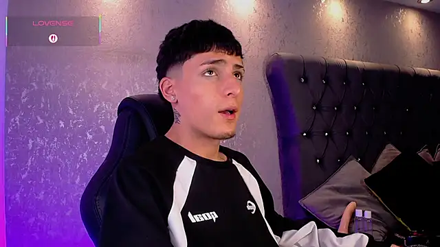 MateoMitchell webcam