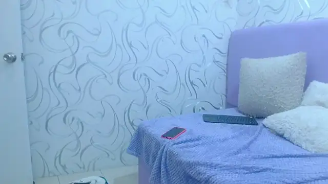 NathaliaSmith3x webcam