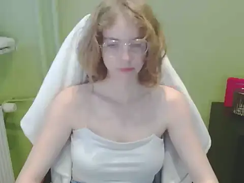 juicyPenny webcam